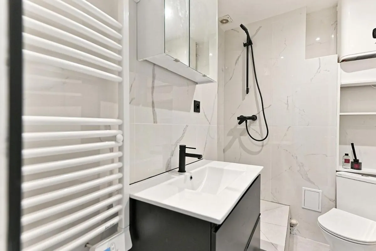 Modern Apartment Paris Moulin Rouge Franciaország