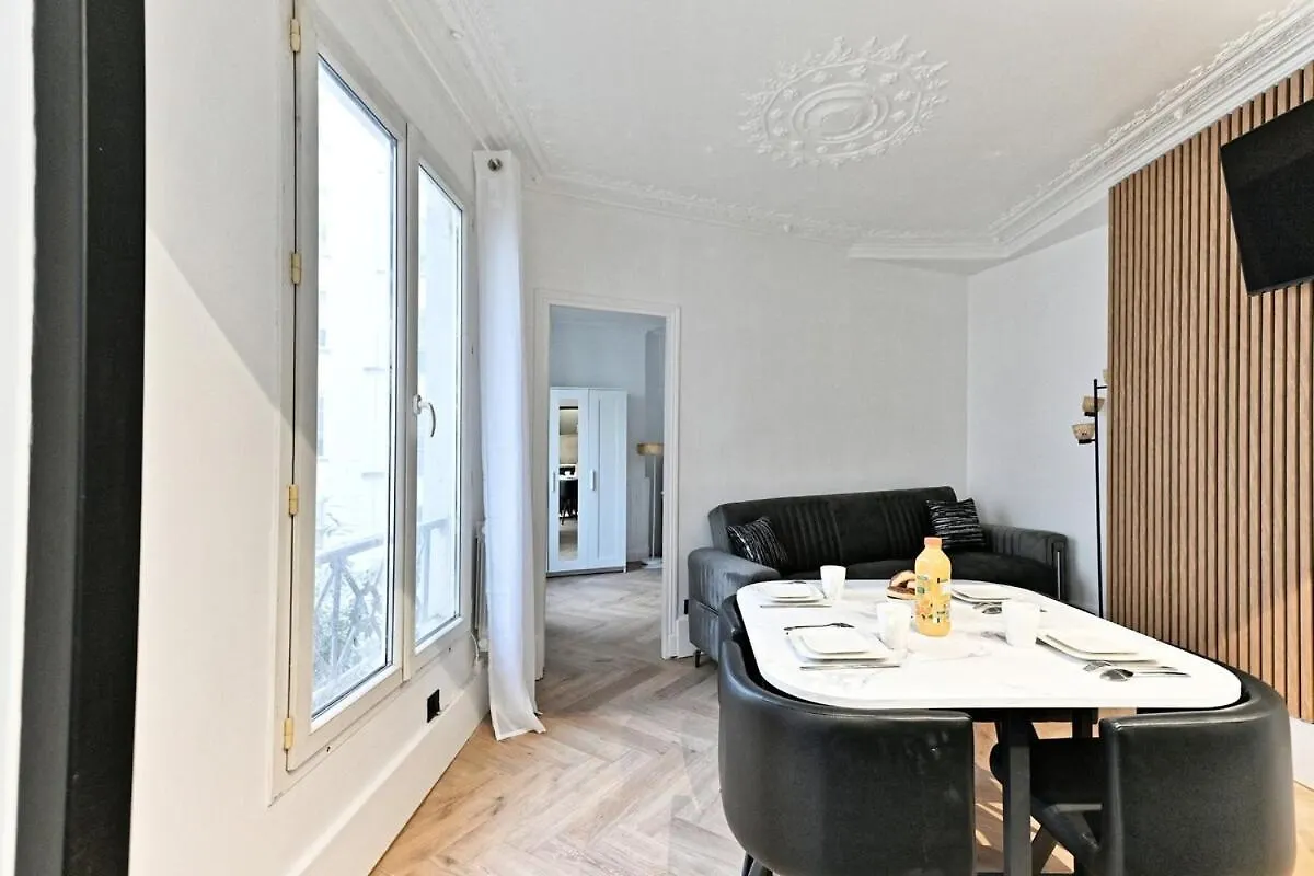 Modern Apartment Paris Moulin Rouge 0*,  France
