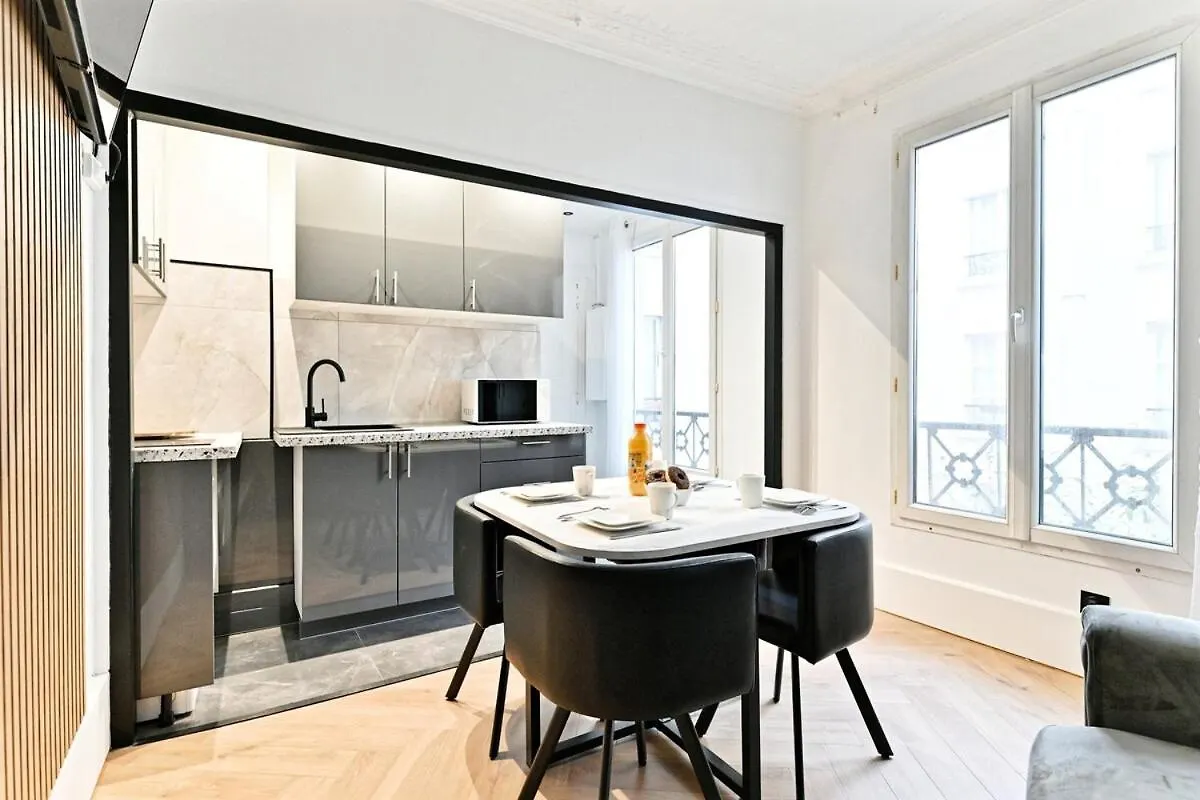 Modern Apartment Paris Moulin Rouge 0*,