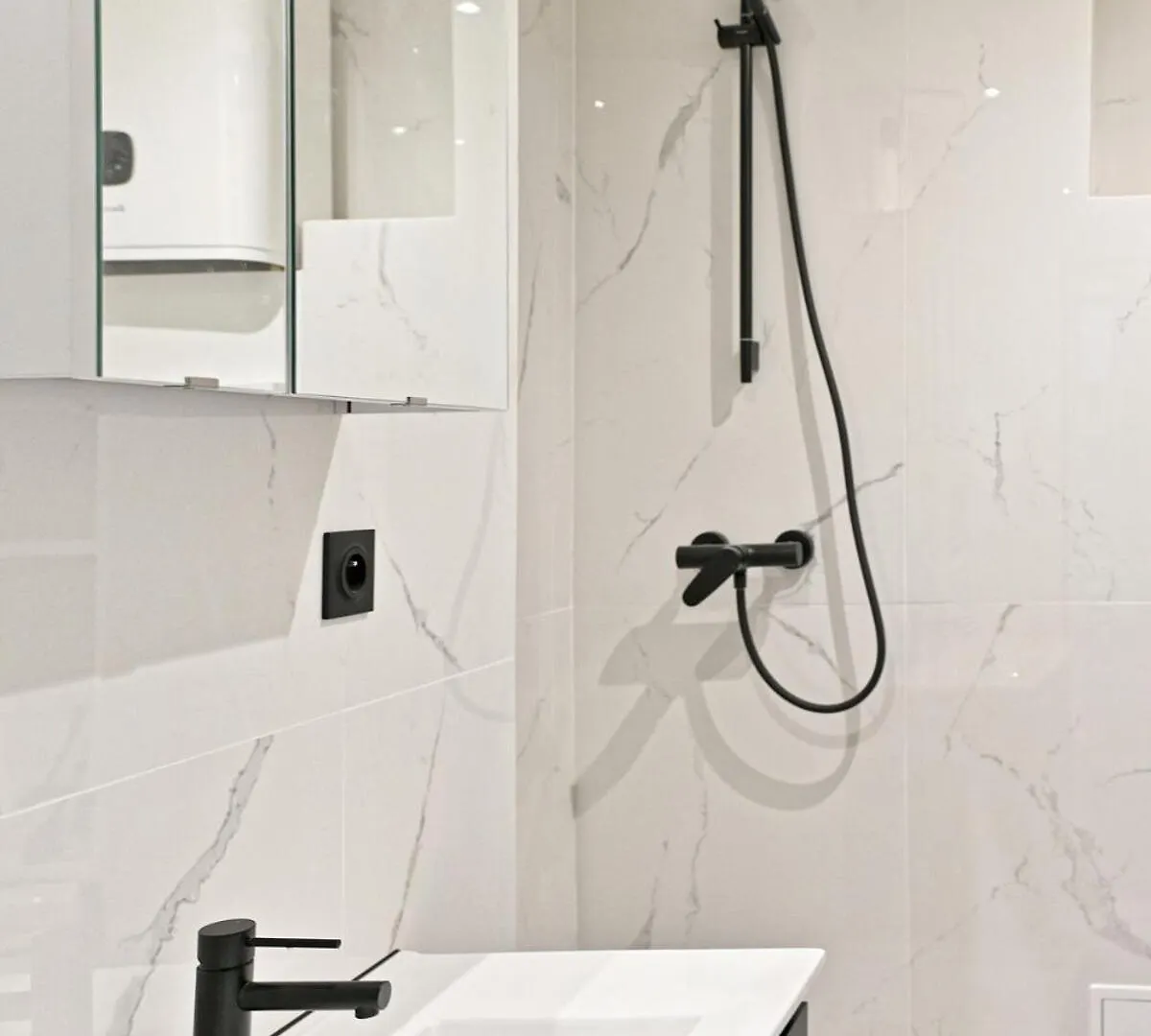 Modern Apartment Paris Moulin Rouge